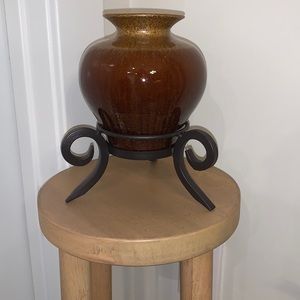 Glazed Stoneware Reed Oil Diffuser With Iron Pedestal/Base